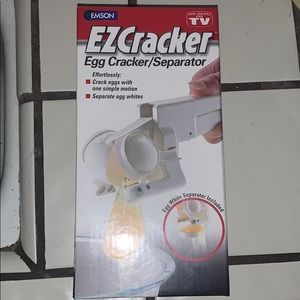 EZCracker Egg Cracker/Separator